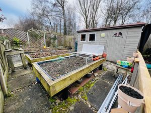 Photo 19- click for photo gallery